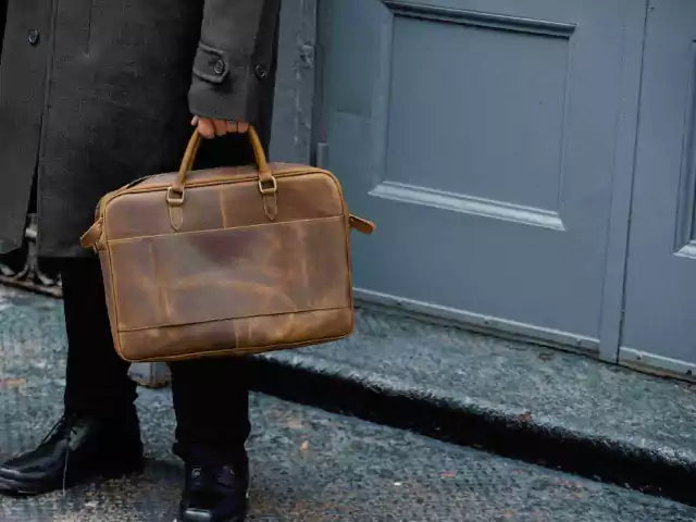 TOP-NOTCH HAND MADE LEATHER LAPTOP BAGS IN 2026 BY LEATHEROS